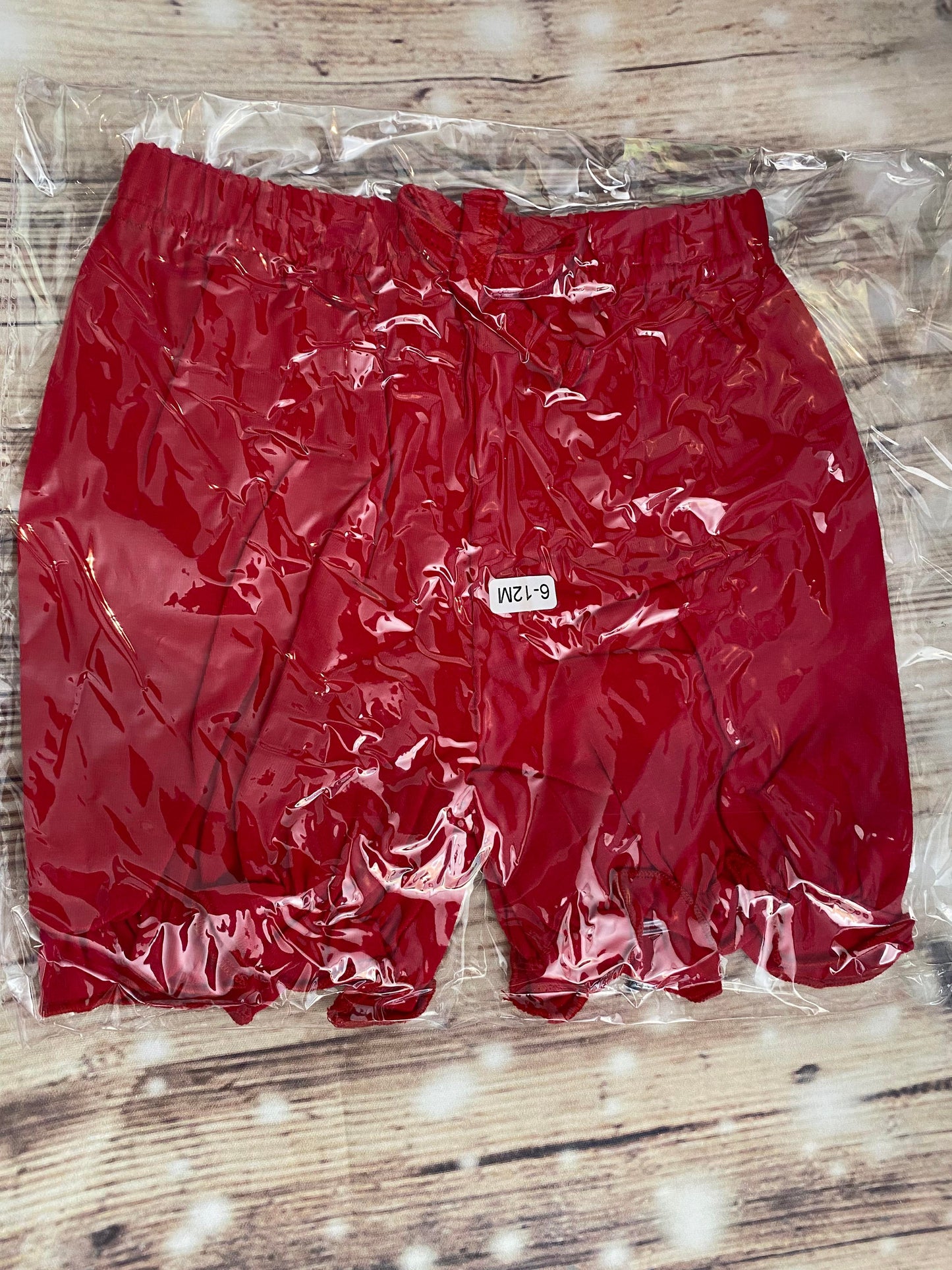 PLAIN RED GIRL BUBBLE SHORTS - ON HAND